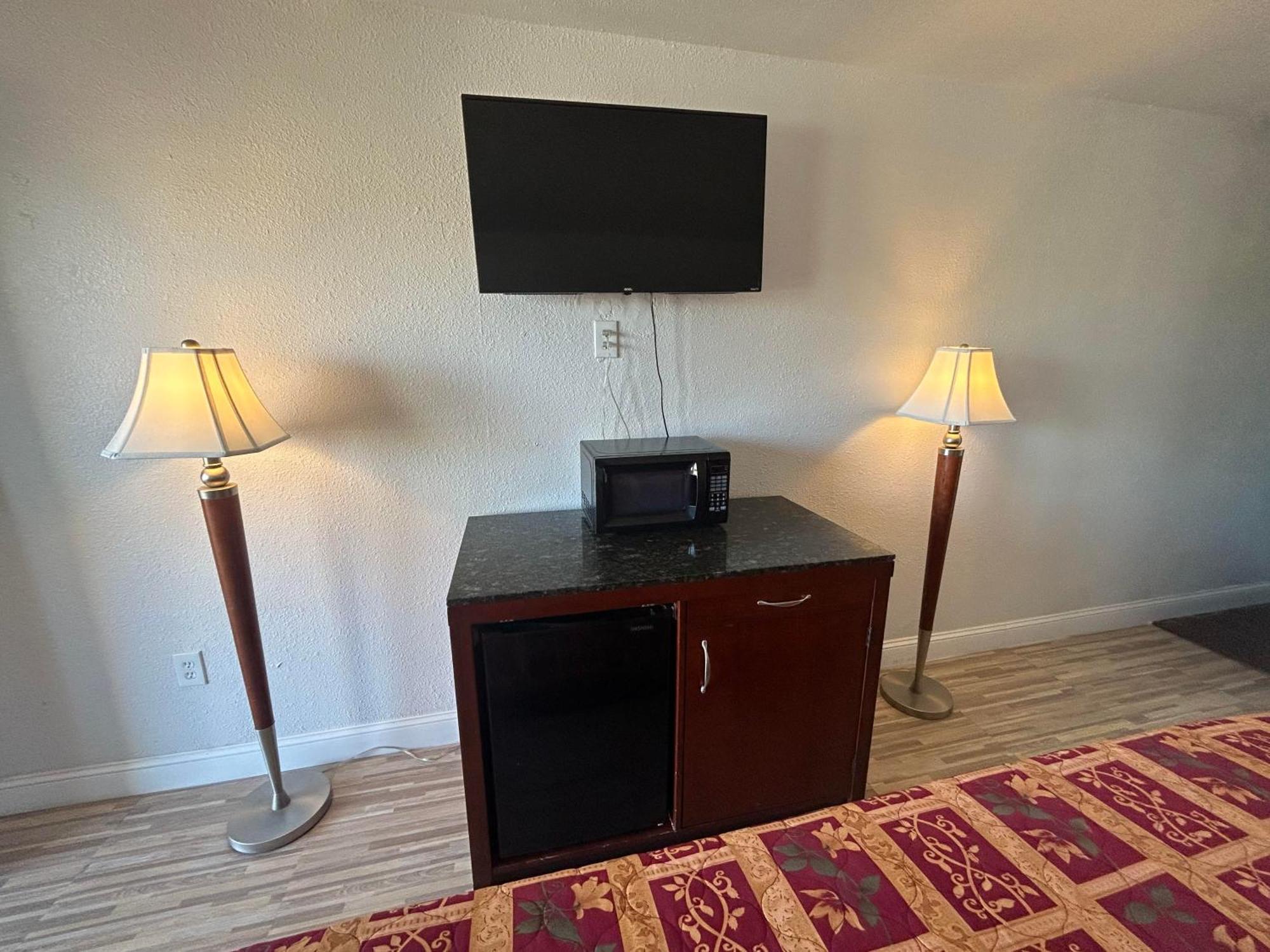 Quest Inn Weatherford Bagian luar foto