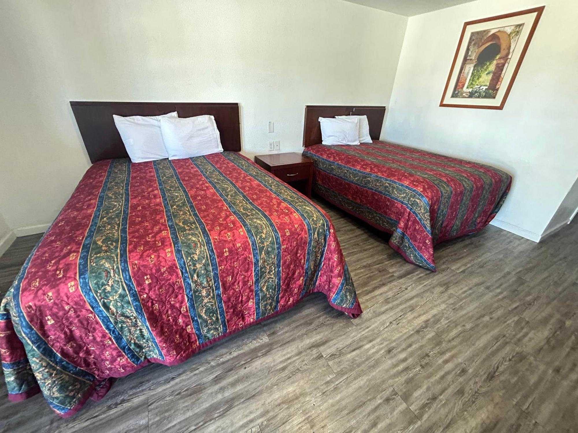 Quest Inn Weatherford Bagian luar foto