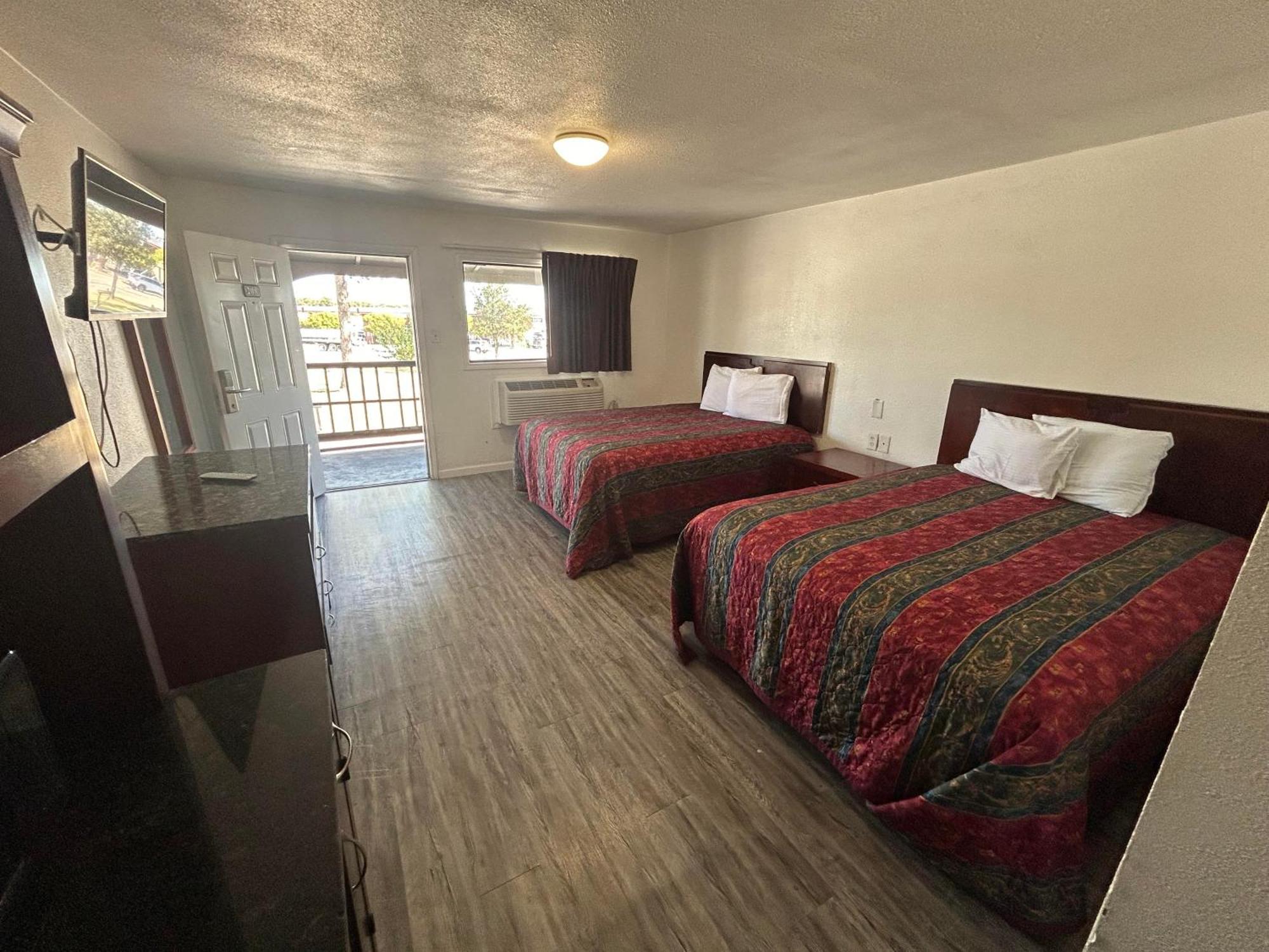 Quest Inn Weatherford Bagian luar foto