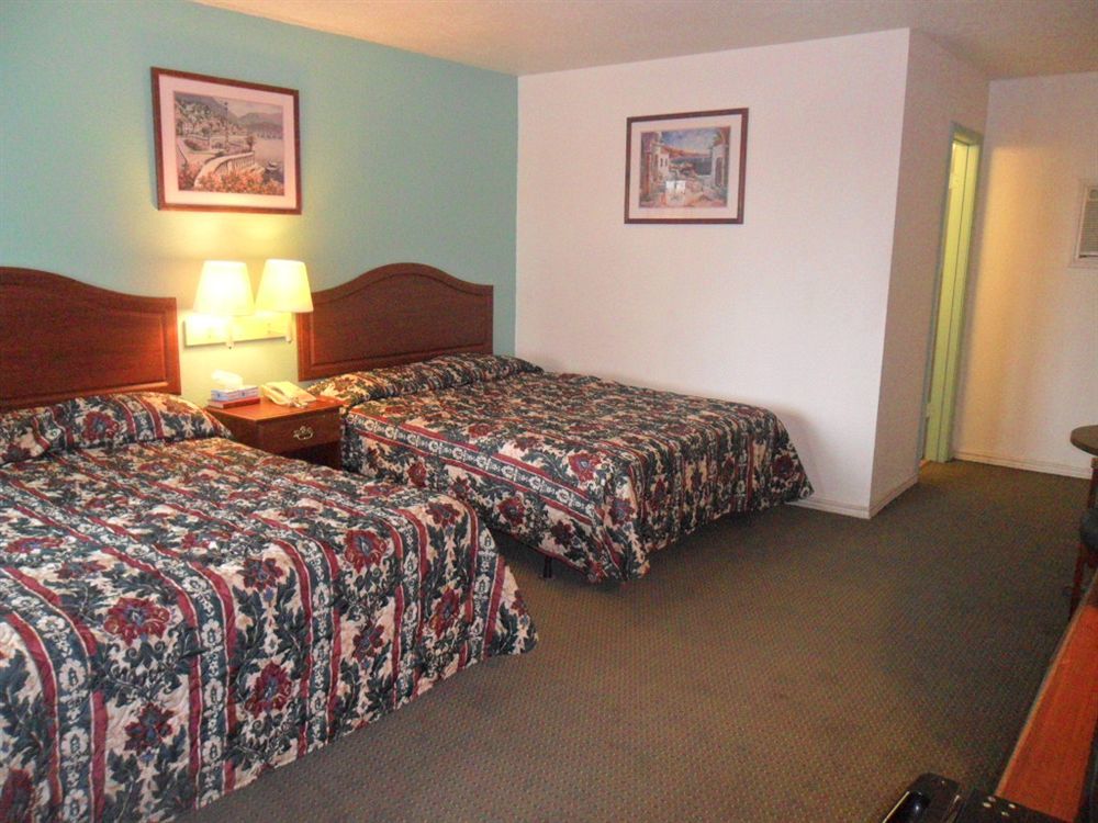 Quest Inn Weatherford Bagian luar foto