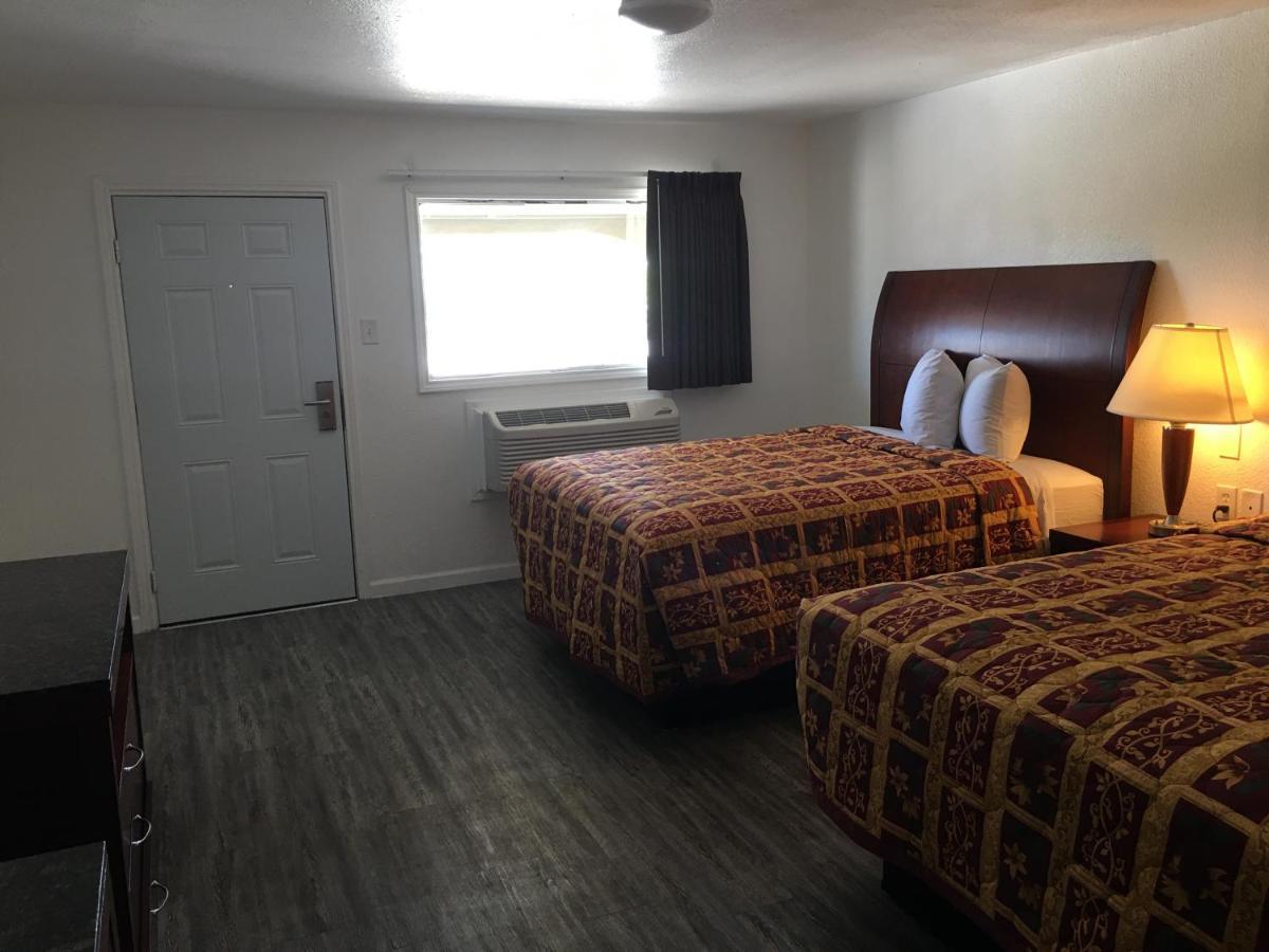 Quest Inn Weatherford Bagian luar foto